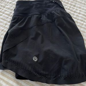 Lululemon black athletic skirt